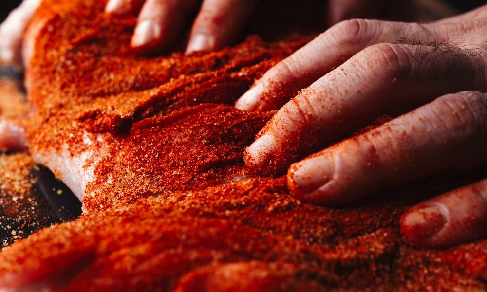 The Difference Between Dry Rubs vs. Marinades for BBQing